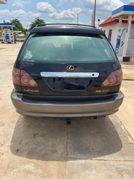 A picture of Awoof deal for Lexus RX 300
