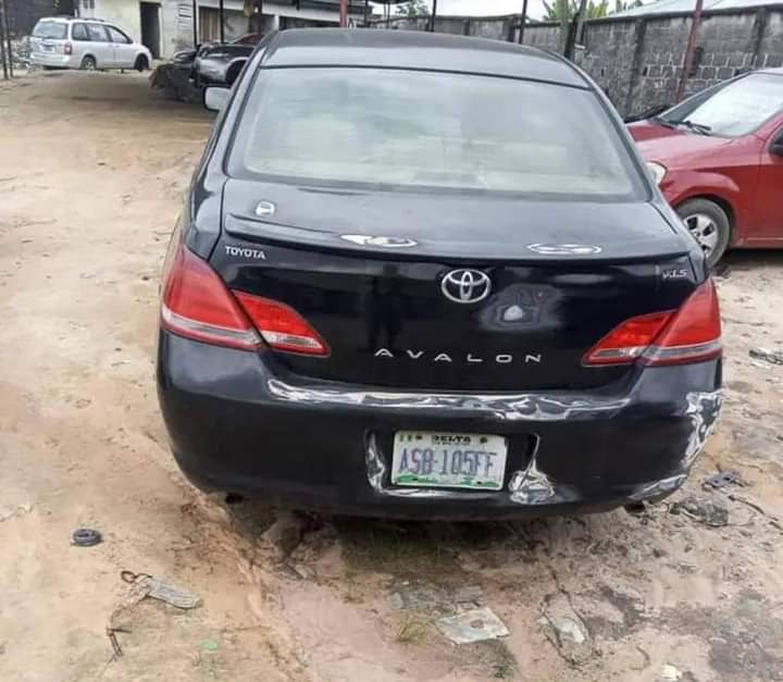 A picture of 2006 Toyota 2006 Sedan