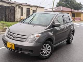 A picture of Toyota IST