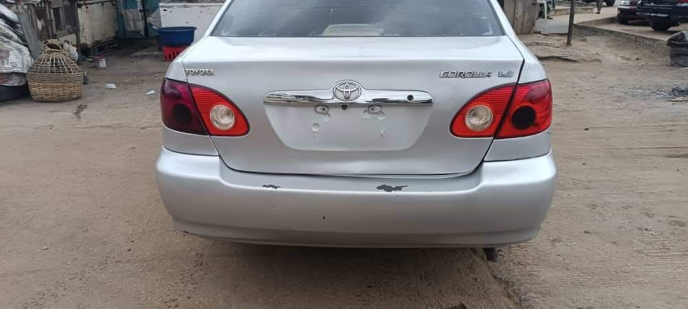 A picture of Toyota COROLLA 2004 price 2 950 Gear and AC TAPPING