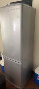 classifieds/fridges