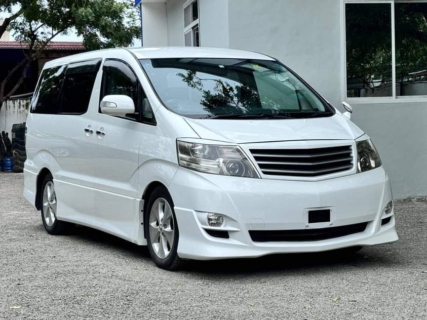 toyota alphard