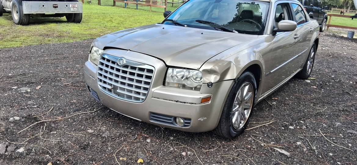 A picture of 2008 Chrysler 300