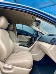 A picture of Belgium standard Toyota Venza First body both in and out