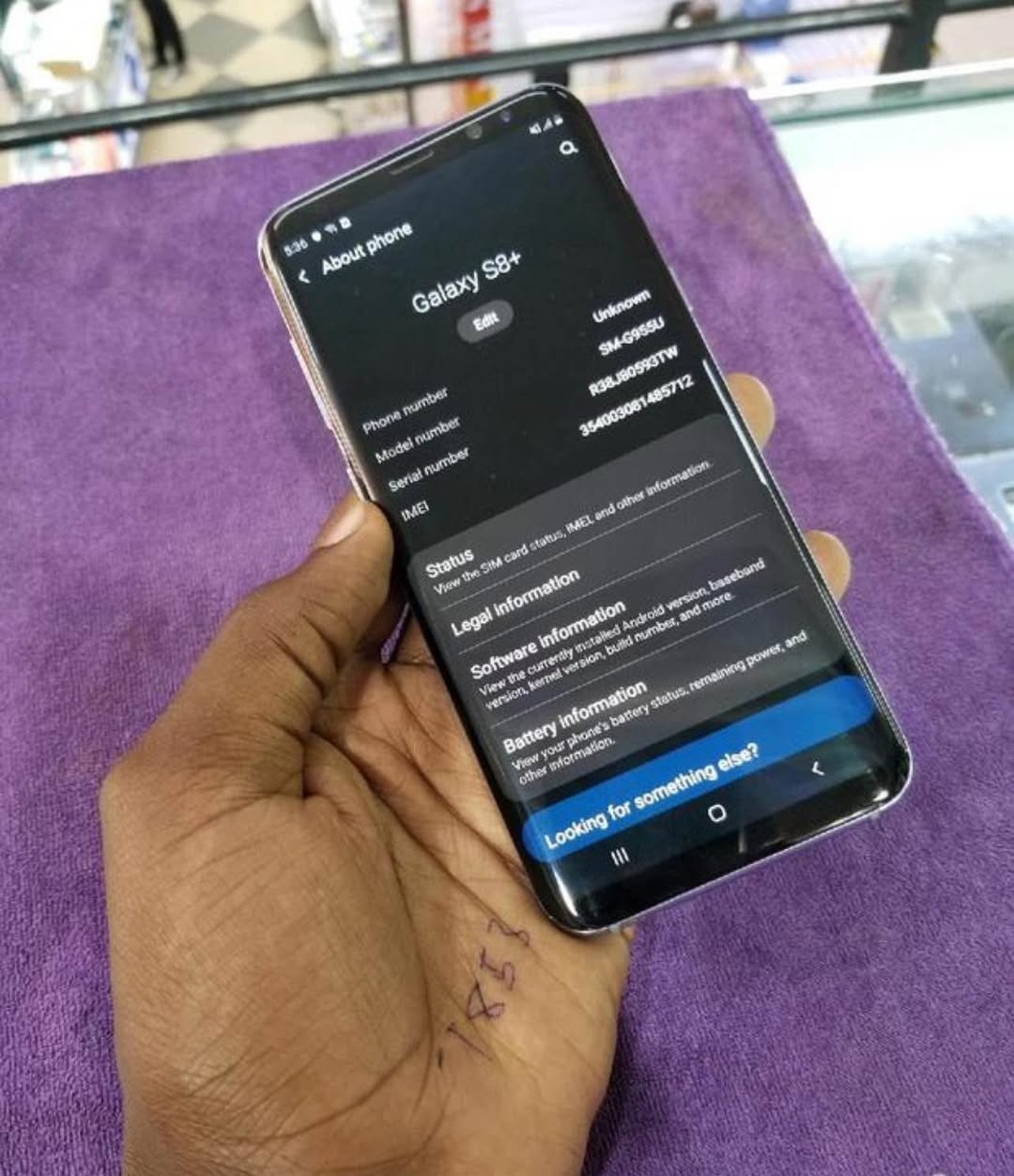 A picture of Samsung Galaxy S8 