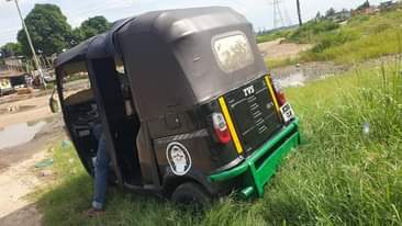 A picture of Bajaji used