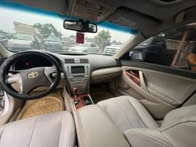 A picture of Camry 2010 full options 5 5m