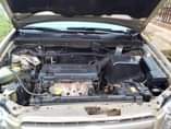 A picture of 2005 Toyota Highlander 05 06 Sedan