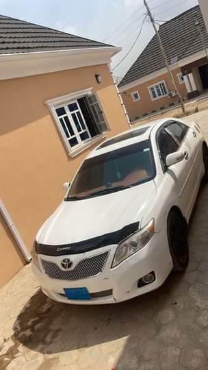 A picture of TOYOTA CAMRY MUZZLE 08 BAKED ON FIRST BODY ENGINE PERCENT