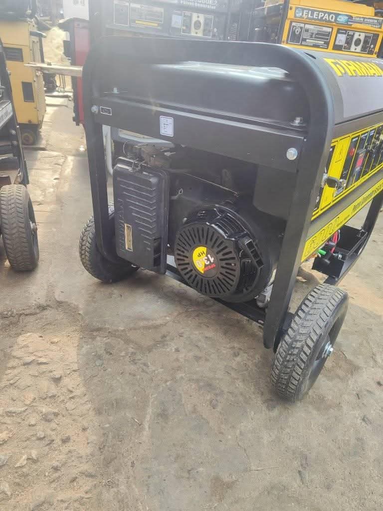 A picture of Used FPG 8800E2 firman generator