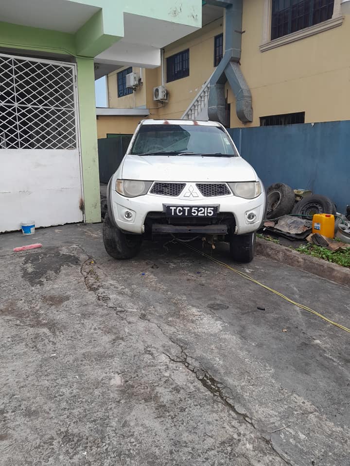 mitsubishi sportero