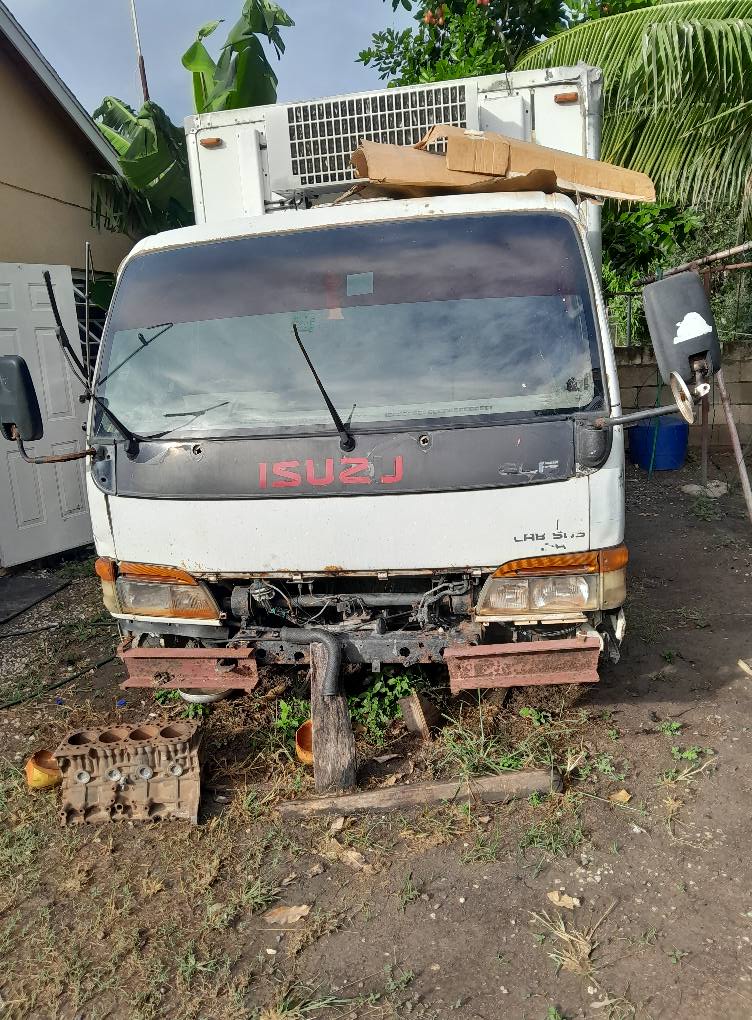 isuzu