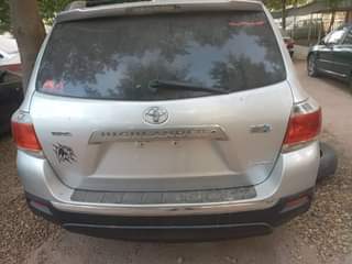 A picture of 2010 Belgium standard 2010 Toyota Highlander Highlander