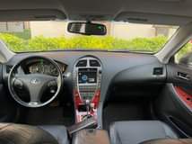 A picture of This is direct toks lexus es350 lexus 2009 model pure