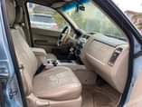 A picture of very sharp FORD Escape XLT 4WD 3.0 2008 model Engine