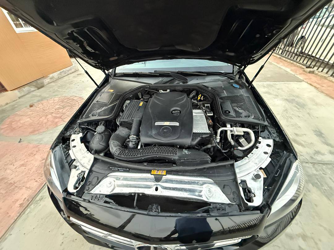 A picture of 2015 Benz c300