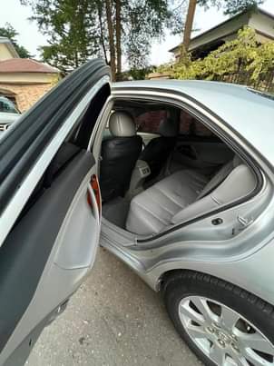 A picture of 2009 Toyota Camry XLE Toks standard