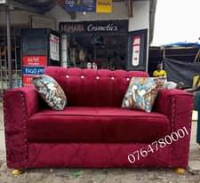 A picture of Sofa mpya za kisasa 160000 usafir juu yangu ndani ya