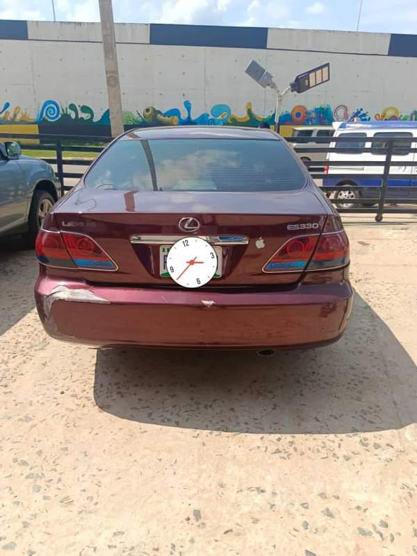 A picture of Lexus ES330 Good engine and Gear AC needs attention Price