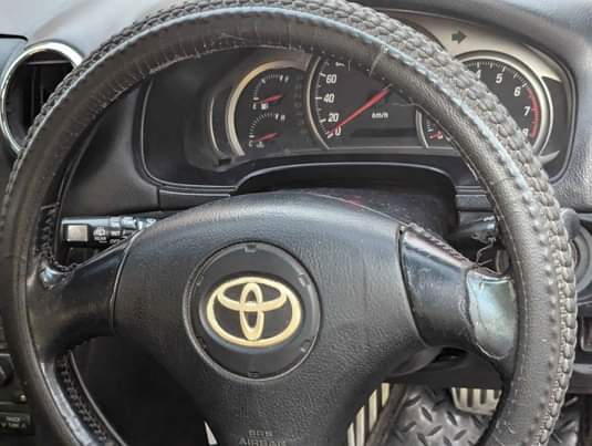 A picture of Unakwama wapi ndinga hii hapa