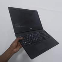 A picture of core i7 laptop Dell 7th Generation