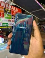 A picture of SAMSUNG A20S MPYA GB 32 RAM 3 NAUZA 200 000