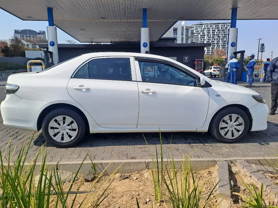 used toyota corolla