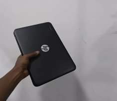 A picture of slim laptop hp probook core 2duo