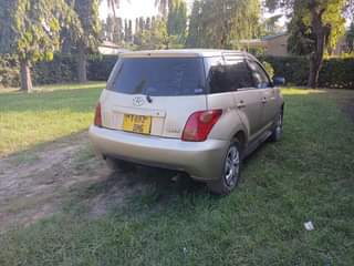 A picture of Toyota ist kali bei 7 7m piga cm 0658585495