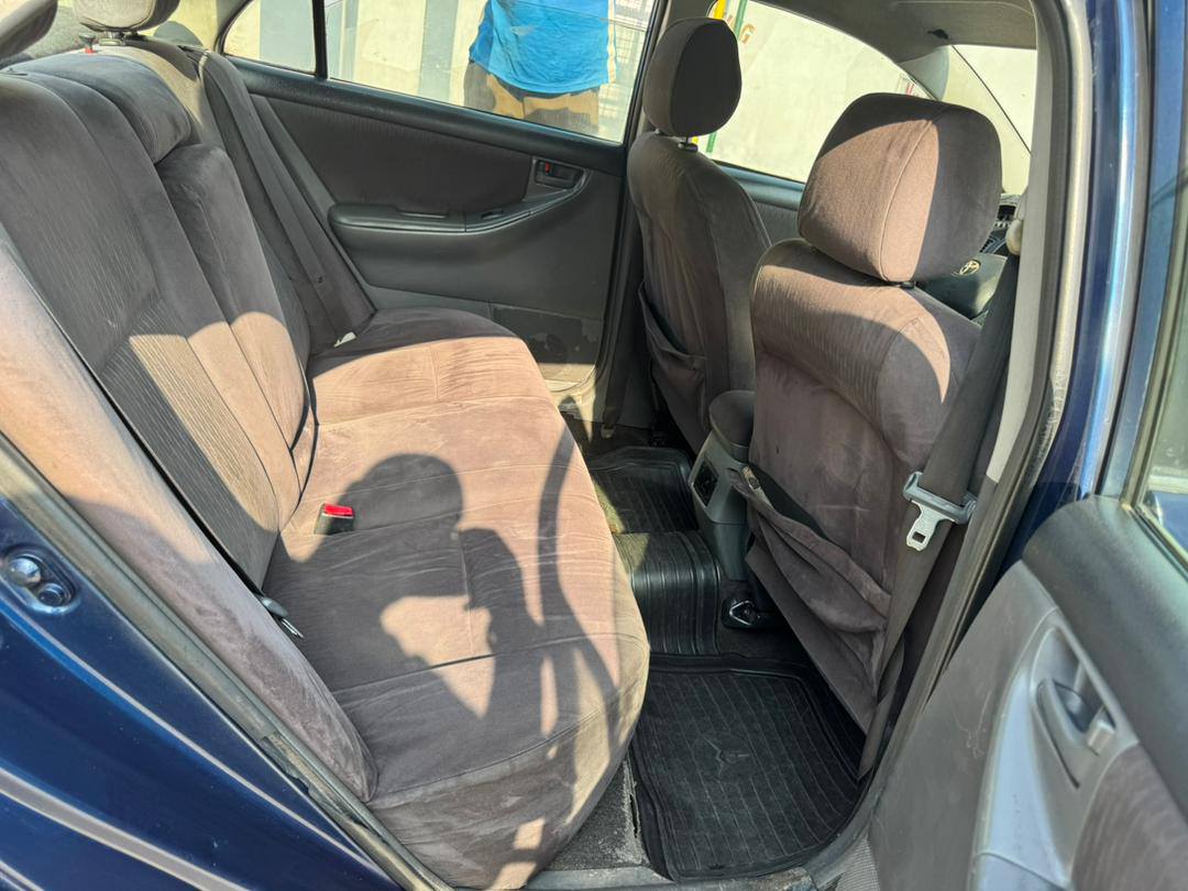 A picture of Toyota Corolla 06