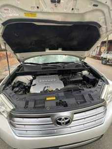 A picture of 2013 Toyota Toyota highlander Toyota Highlander le