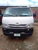 A picture of Awoof deal 09 Toyota Hiace bus