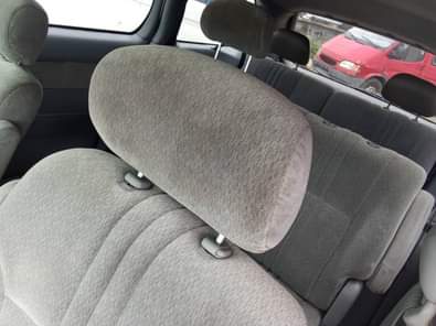 A picture of Direct Belgium Standard Barely Driven 2002 Sienna Pure First Body