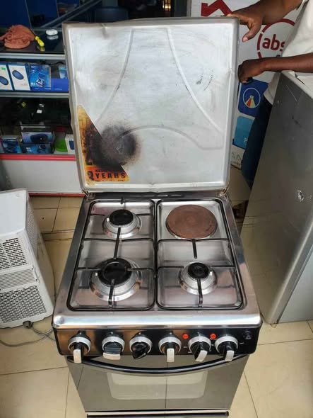 A picture of 31 Electric and Gas Cooker with an Oven in stock