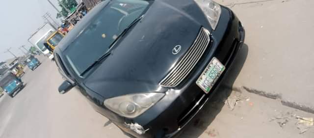 A picture of SHARP 2004 MODEL LEXUS ES330 Absolutely nothing to fix Sound