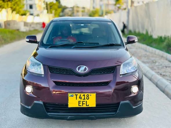 A picture of TOYOTA IST