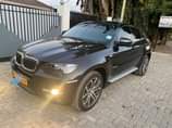 A picture of BMW X6