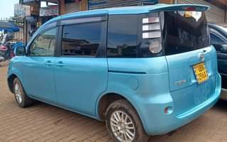 A picture of TOYOTA SIENTA UBK IN PERFECT CONDITION QUICK SALE 16.7M 0708667550
