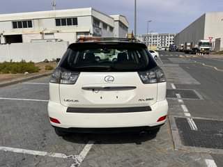 A picture of Lexus 2008 full option watsapp 0551513562