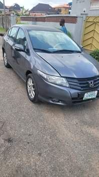 A picture of Honda city neatly use in Lagos painted going 1 5m