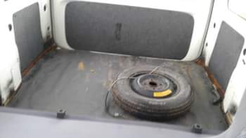 A picture of Belgium standard Mini bus Engine Gear Price 3 5m negotiable