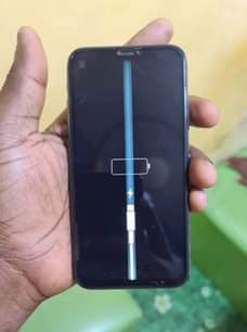 A picture of IPhone X 64 gb