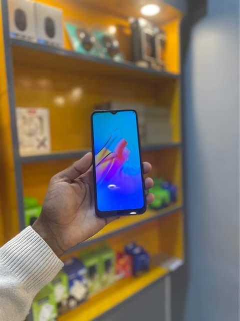 A picture of INFINIX SMART5 32GB