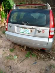 A picture of 2004 Honda Hr v Automatic Engine and gear Ac need