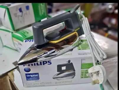 A picture of Phillips dry flat iron