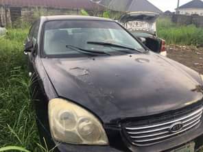 A picture of 2008 Kia optima Engine has noise Gear and ac 950k