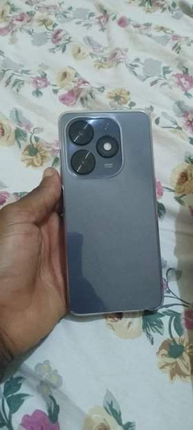 A picture of Nauza simu Tecno pop8