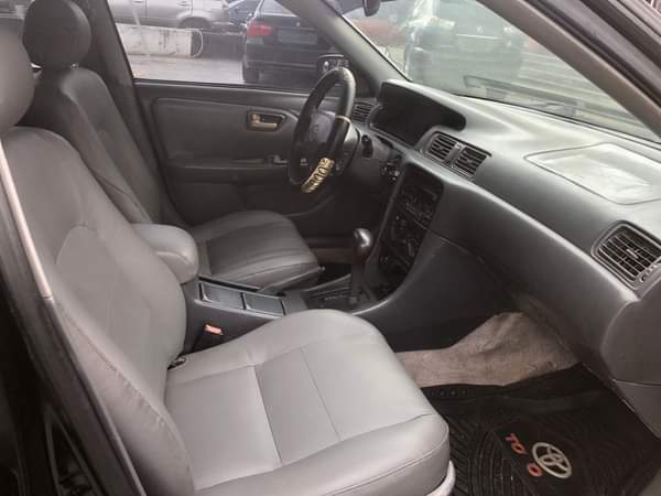A picture of Toyota Camry Tiny light V4 Engine Good engine good gear