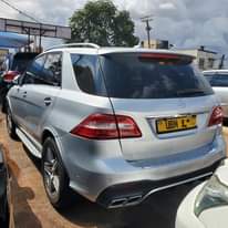 A picture of ML350 2012 85M