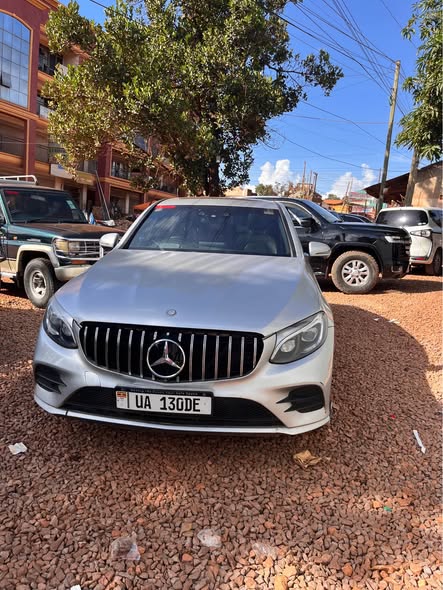 A picture of Mercedes Benz GLC